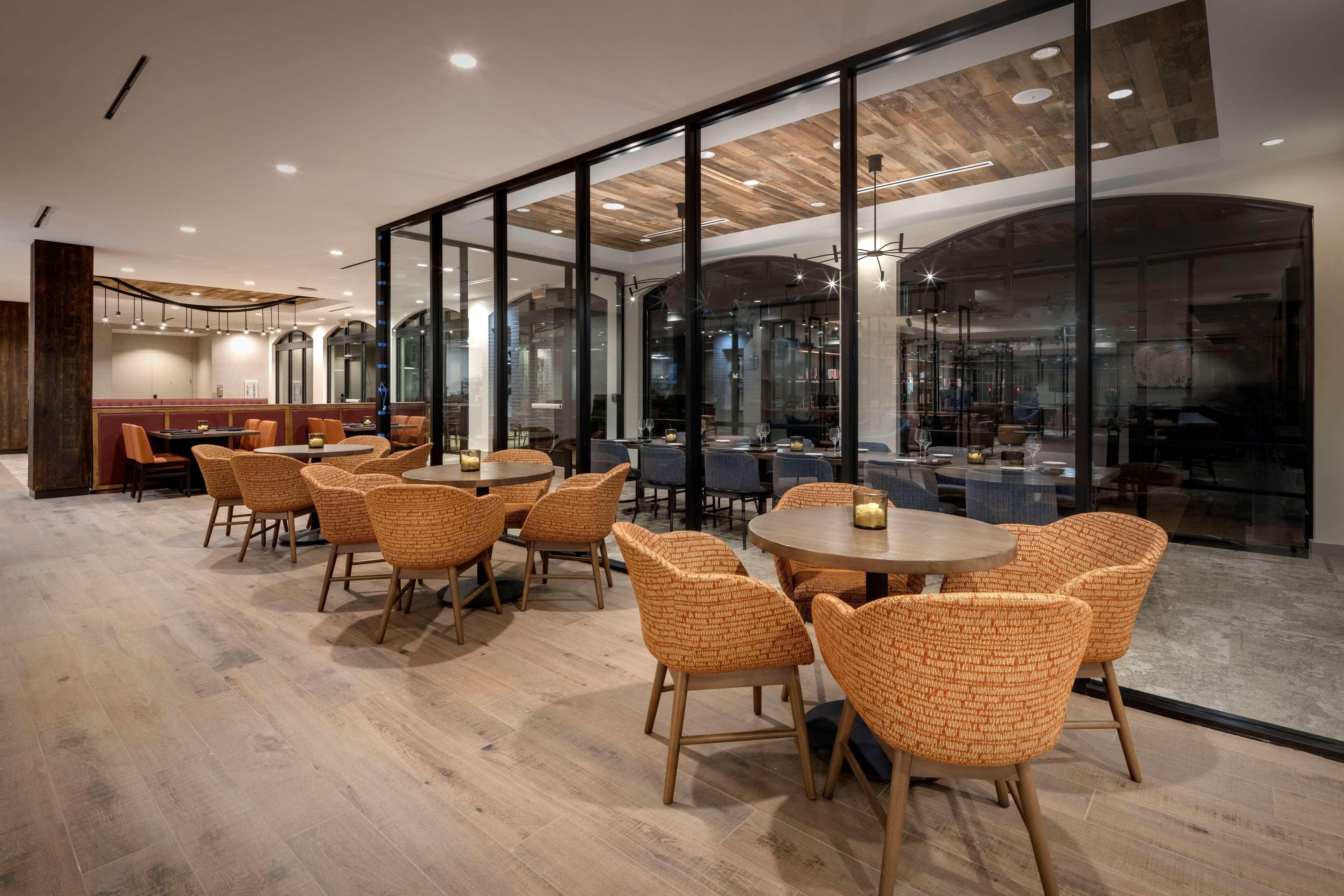 Hilton Garden Inn Haymarket Eksteriør bilde