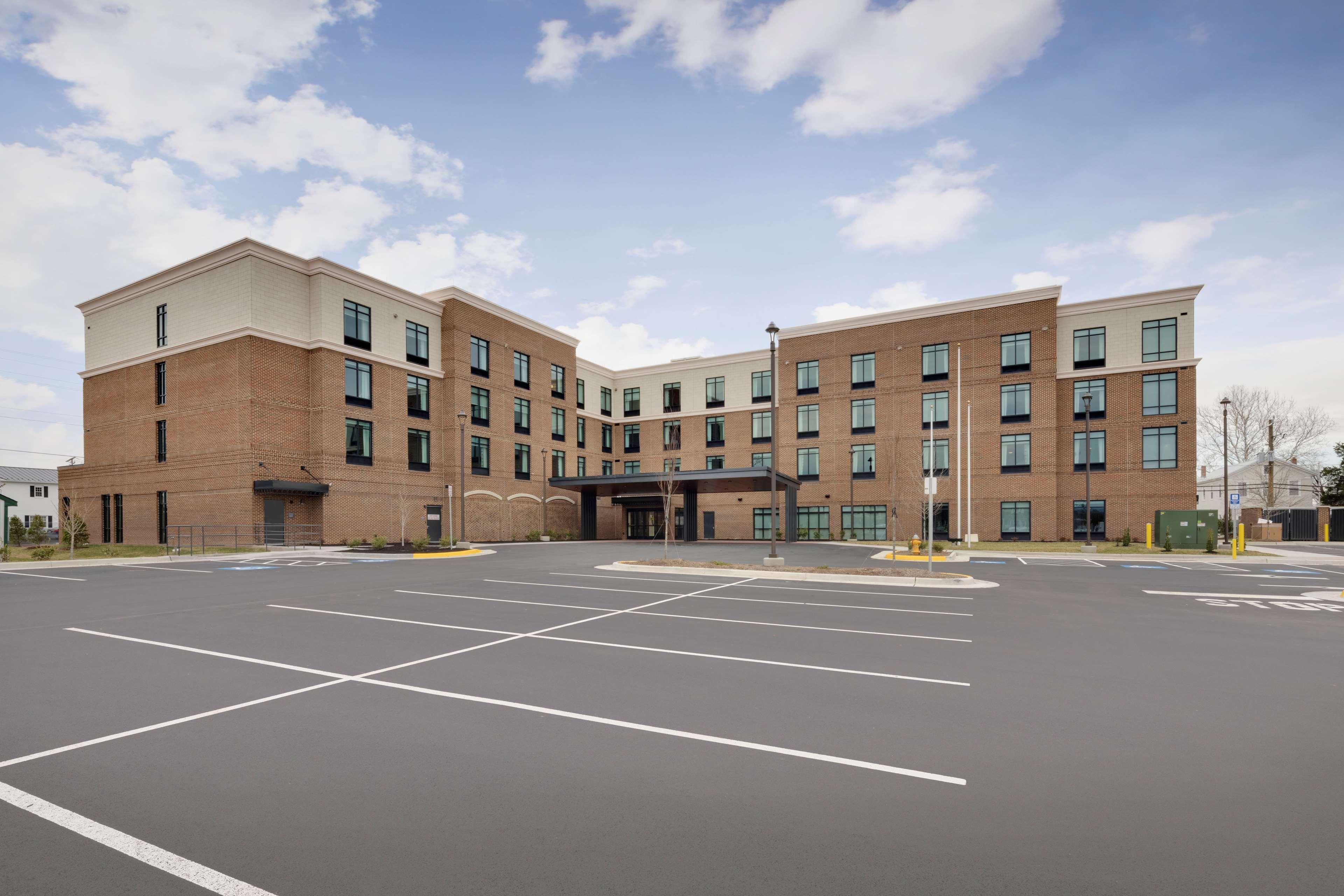 Hilton Garden Inn Haymarket Eksteriør bilde