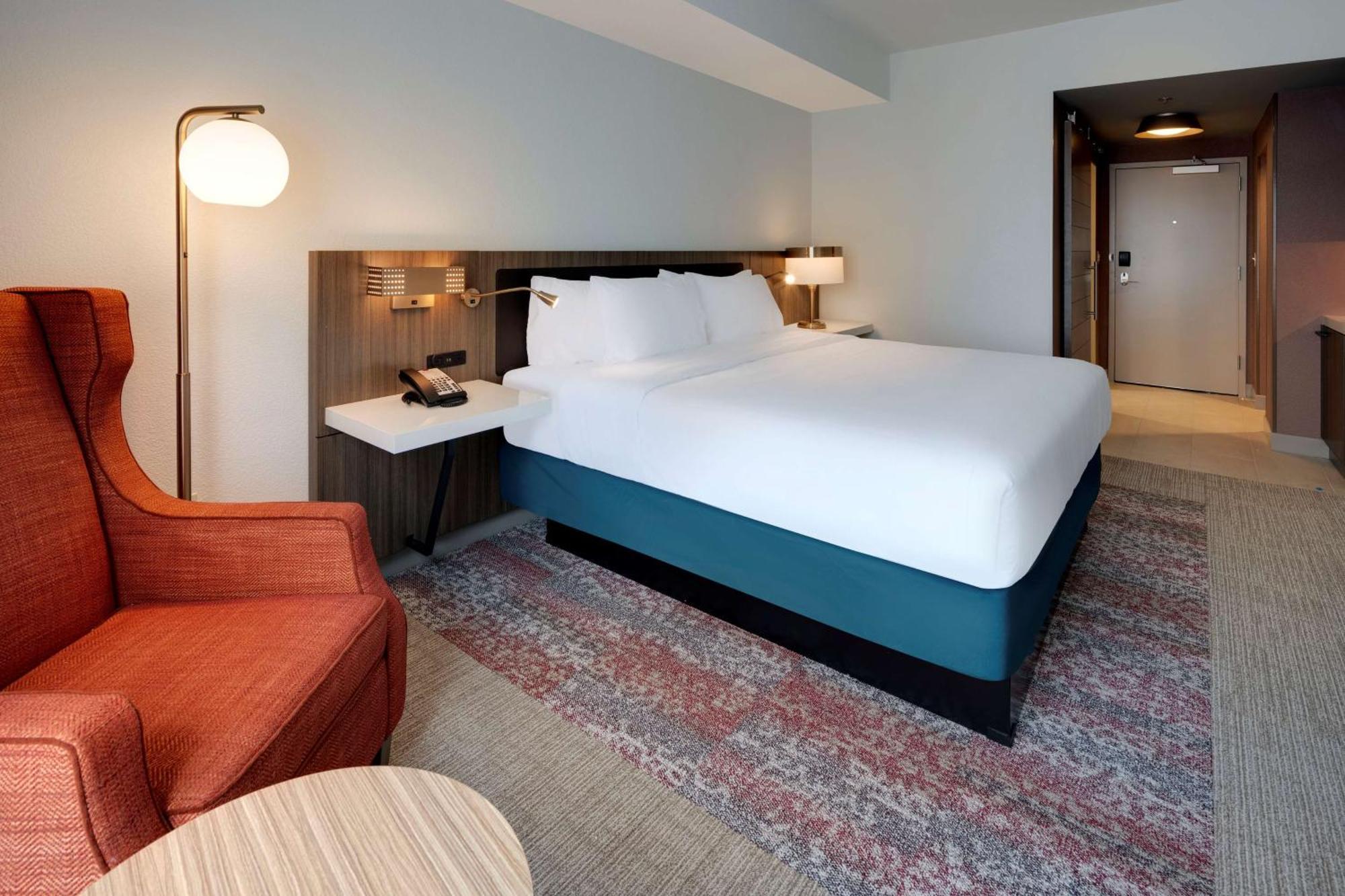Hilton Garden Inn Haymarket Eksteriør bilde