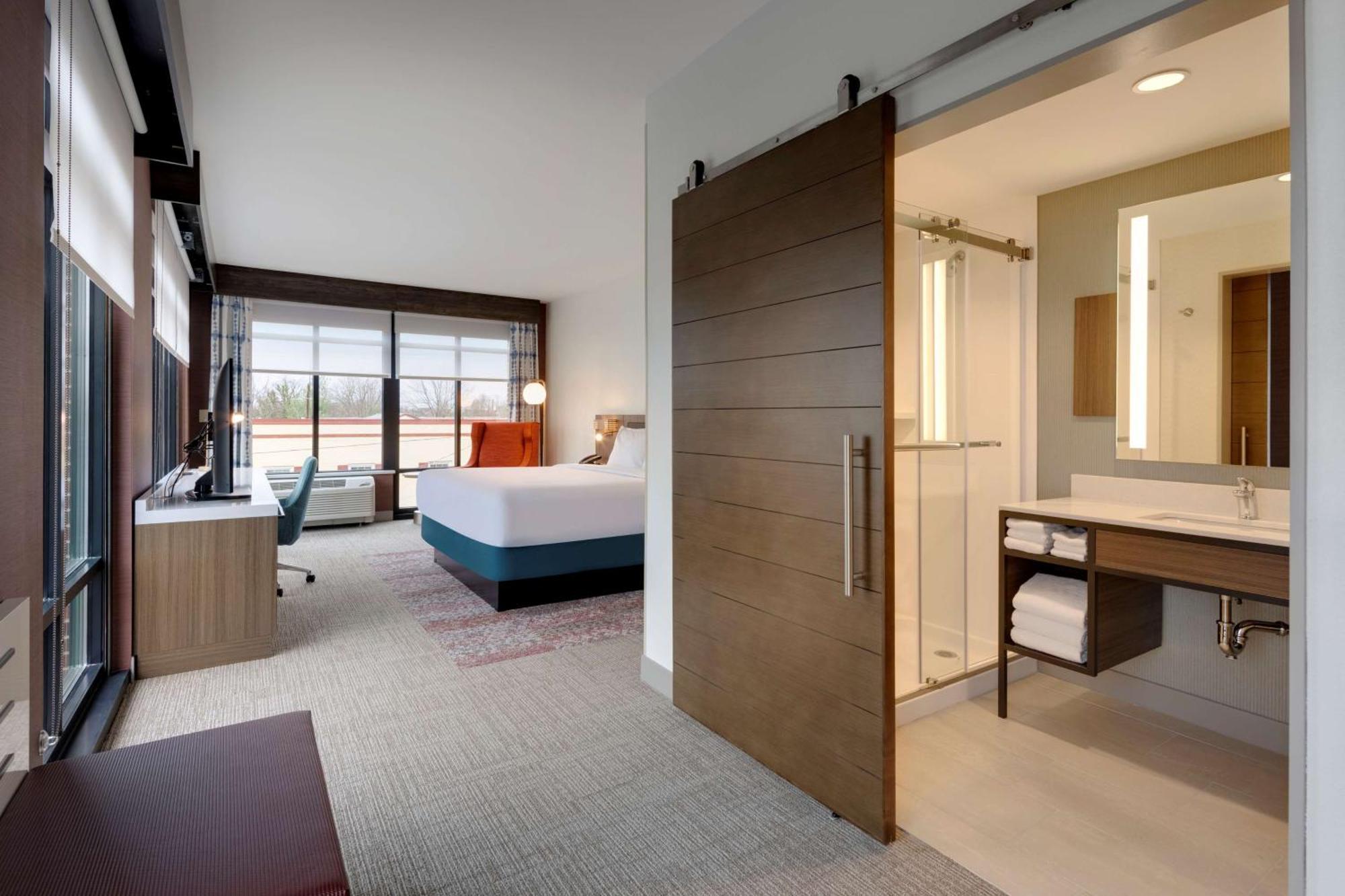 Hilton Garden Inn Haymarket Eksteriør bilde
