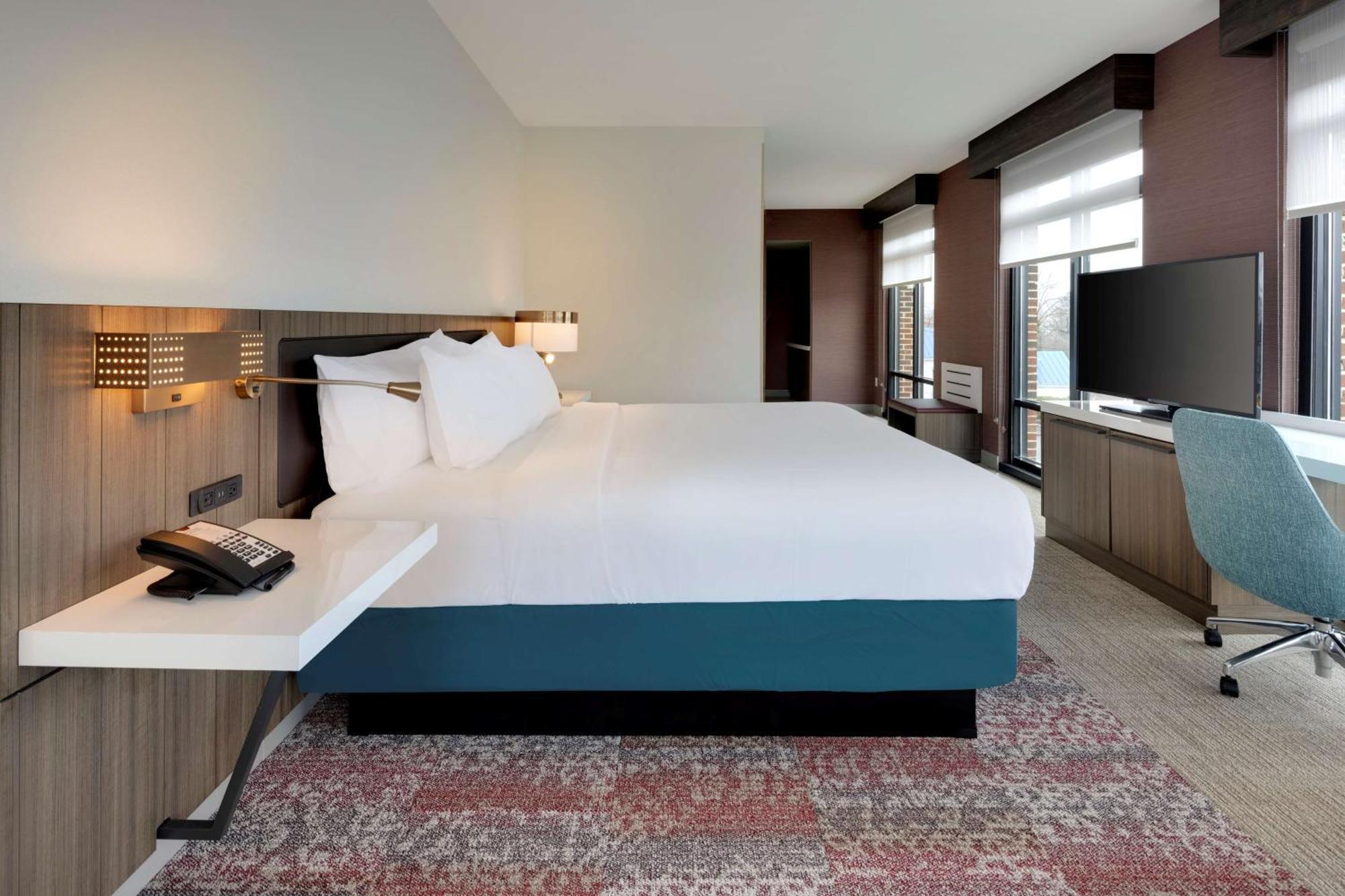 Hilton Garden Inn Haymarket Eksteriør bilde